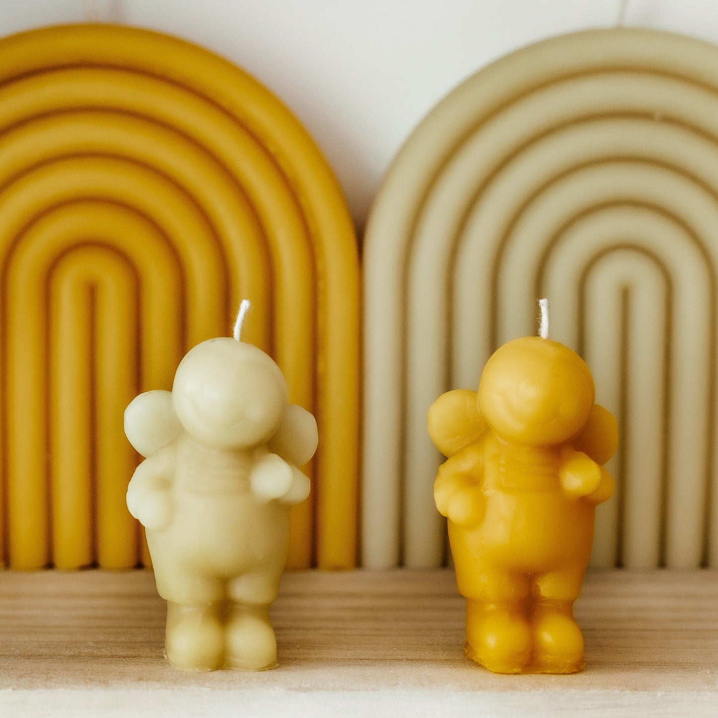 Beeswax Candle - Buzzy Bee