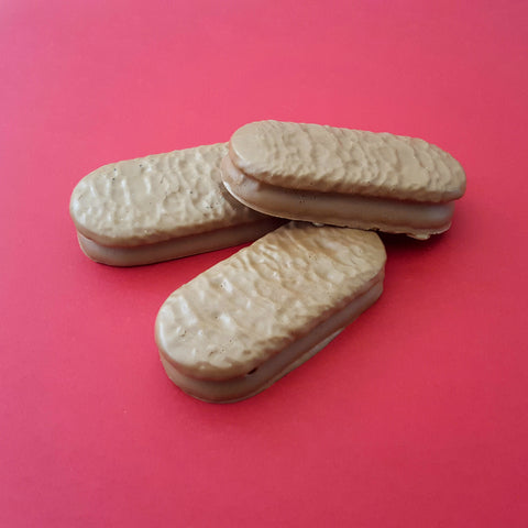 Chit Chat Biscuit Keyring (Kelly Vize)