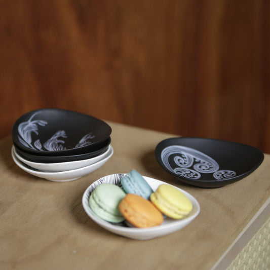 Jo Luping Medium Bowl - Ponga Frond