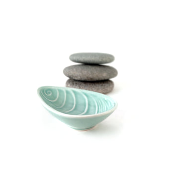 Jo Luping Small Mussel Dish - Aqua