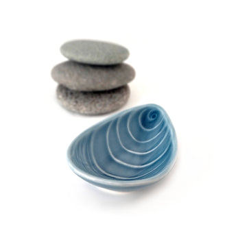 Jo Luping Small Mussel Dish - Blue