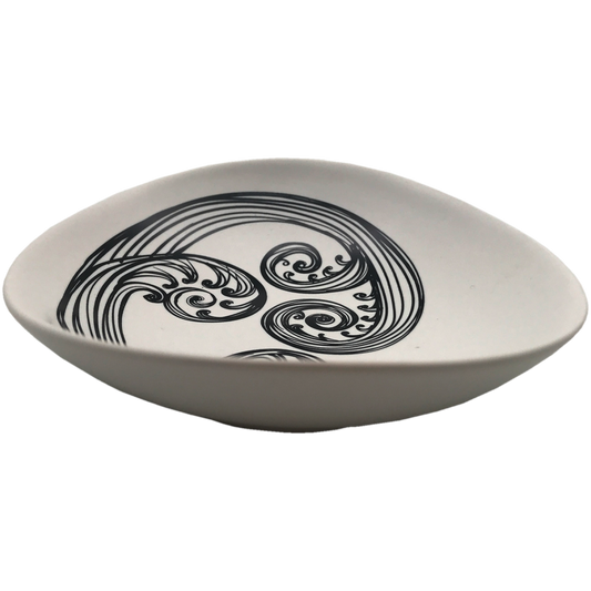 Jo Luping Medium Bowl - Ponga Frond (Black on White)