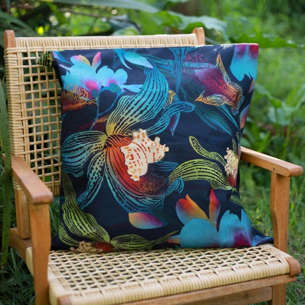 Flox Cushion Cover - Orchid & Florets