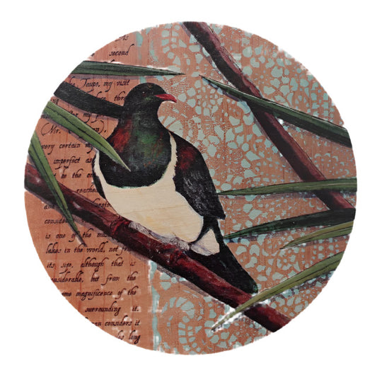 Art Circle - Kererū