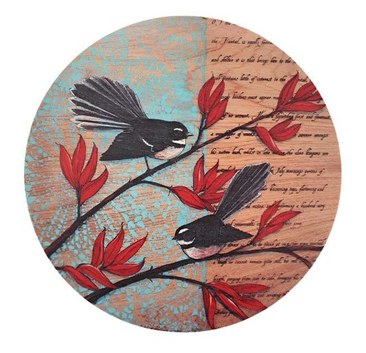 Art Circle - Fantail on Harakeke